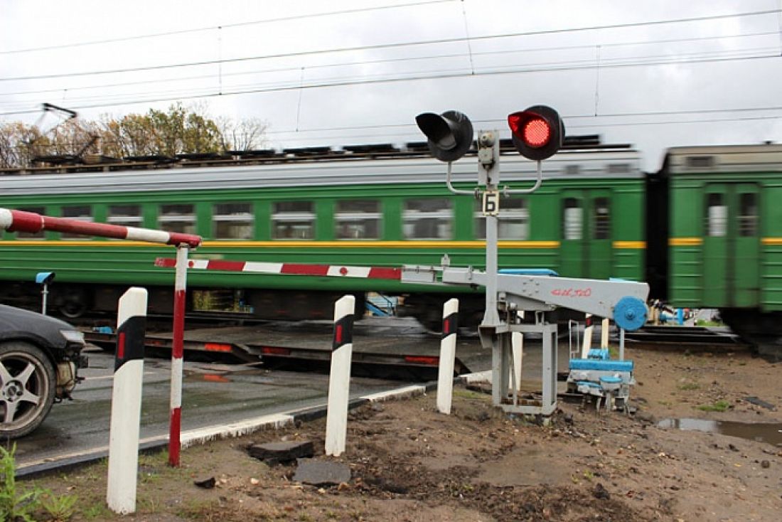 ЖЕЛЕЗНОДОРОЖНЫЙ ПЕРЕЕЗД - ЗОНА ПОВЫШЕННОЙ ОПАСНОСТИ! » Первый Грязинский  Портал